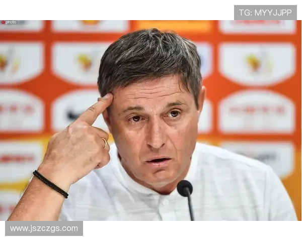 球迷不满升温许尔策勒帅位仍稳