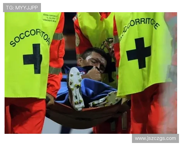 记者：赫伊森伤缺无缘战奥萨苏纳